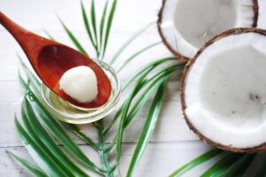 how to make lip oil with coconut oil